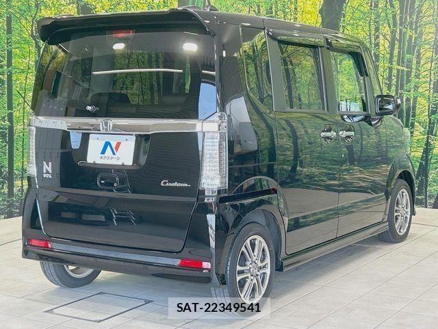 Honda N BOX CUSTOM 2015-06 7456281-16