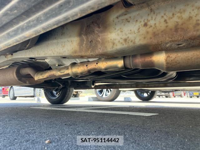 Honda N BOX CUSTOM 2013-06 7456296-11