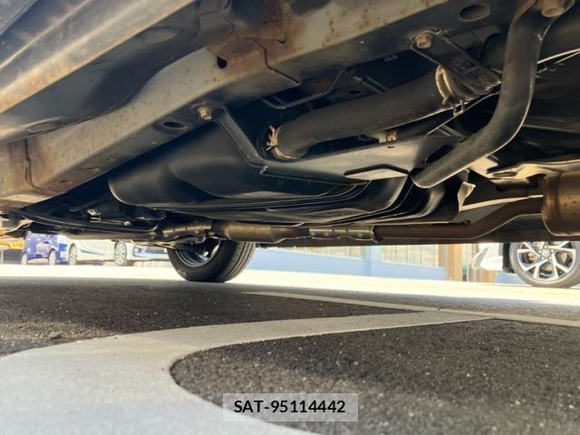 Honda N BOX CUSTOM 2013-06 7456296-13