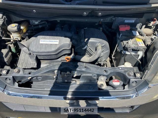 Honda N BOX CUSTOM 2013-06 7456296-17