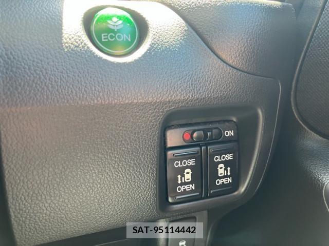 Honda N BOX CUSTOM 2013-06 7456296-24