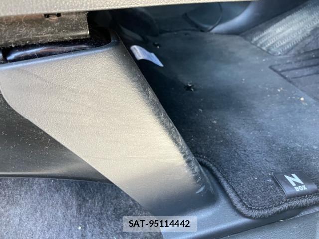 Honda N BOX CUSTOM 2013-06 7456296-26