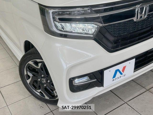 Honda N BOX CUSTOM 2017-10 7456245-11