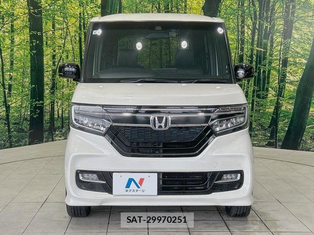 Honda N BOX CUSTOM 2017-10 7456245-13