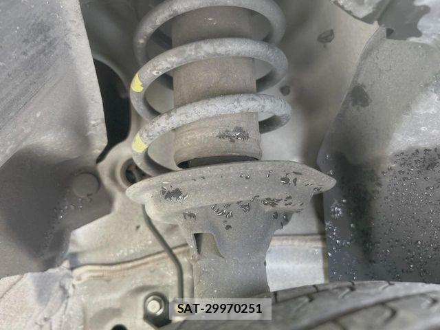 Honda N BOX CUSTOM 2017-10 7456245-19