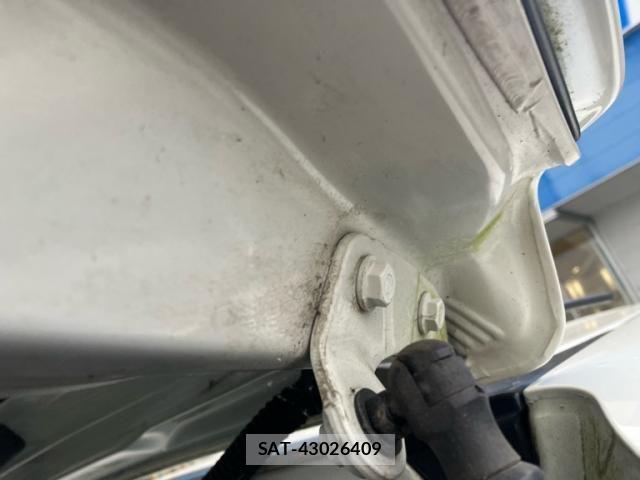 Honda N BOX CUSTOM 2015-09 7456292-10