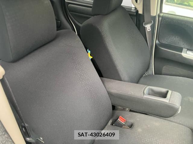 Honda N BOX CUSTOM 2015-09 7456292-15