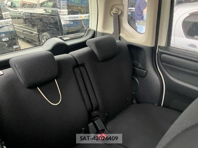 Honda N BOX CUSTOM 2015-09 7456292-16