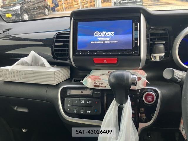 Honda N BOX CUSTOM 2015-09 7456292-18