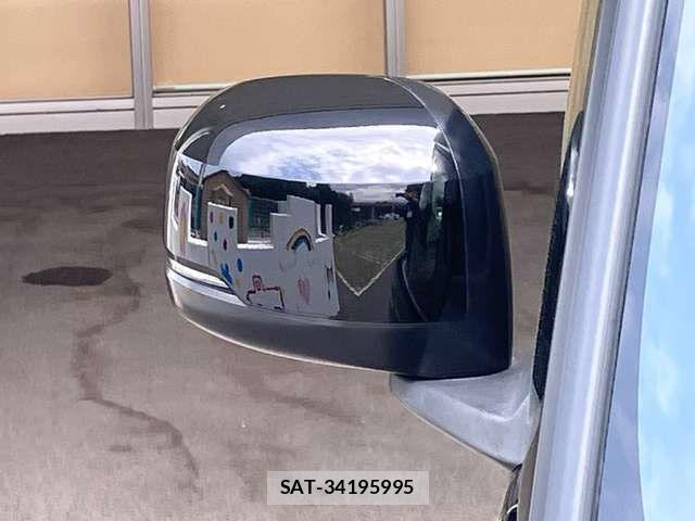 Honda N BOX CUSTOM 2021-12 7456240-17