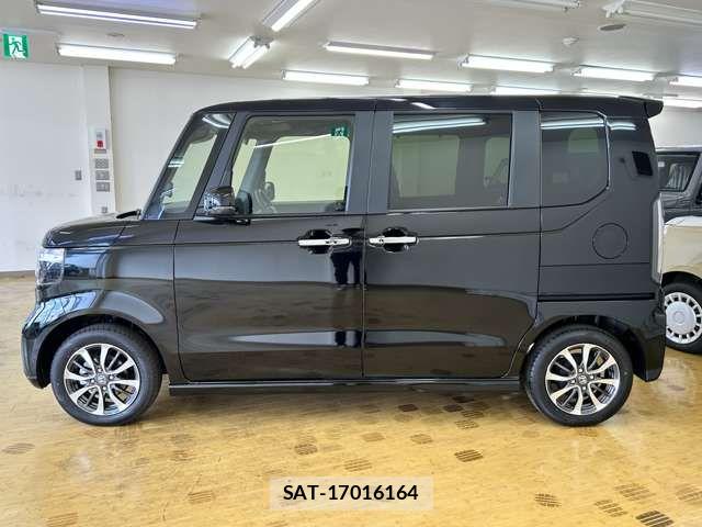 Honda N BOX CUSTOM 2026-05 7456225-7