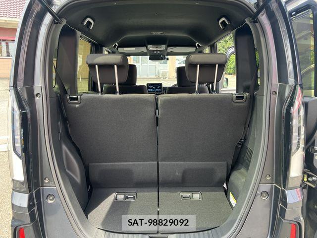Honda N BOX CUSTOM 2024-03 7456236-17