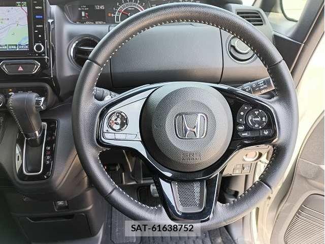 Honda N BOX CUSTOM 2021-08 7456254-28
