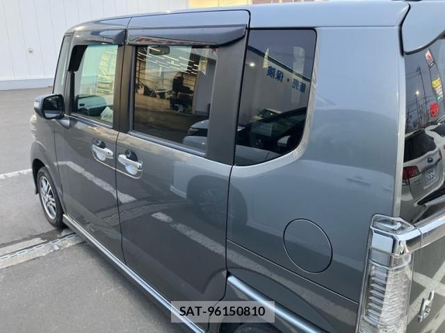 Honda N BOX CUSTOM 2015-06 7456276-9