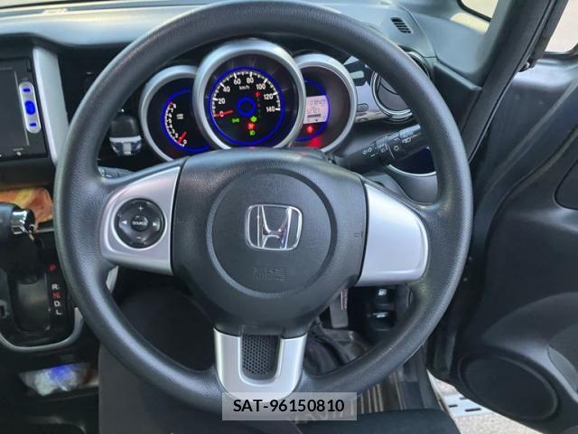 Honda N BOX CUSTOM 2015-06 7456276-19