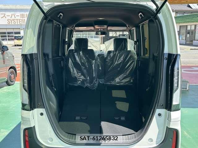 Honda N BOX CUSTOM 2026-03 7456215-11