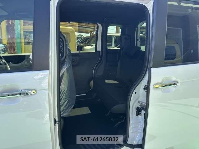 Honda N BOX CUSTOM 2026-03 7456215-5