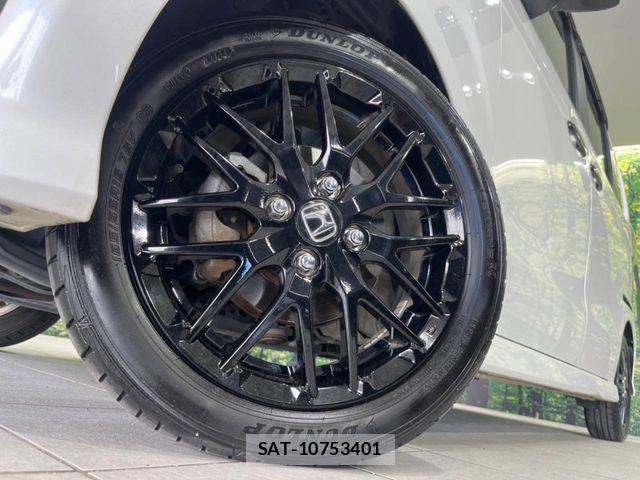 Honda N BOX CUSTOM 2022-01 7456228-12