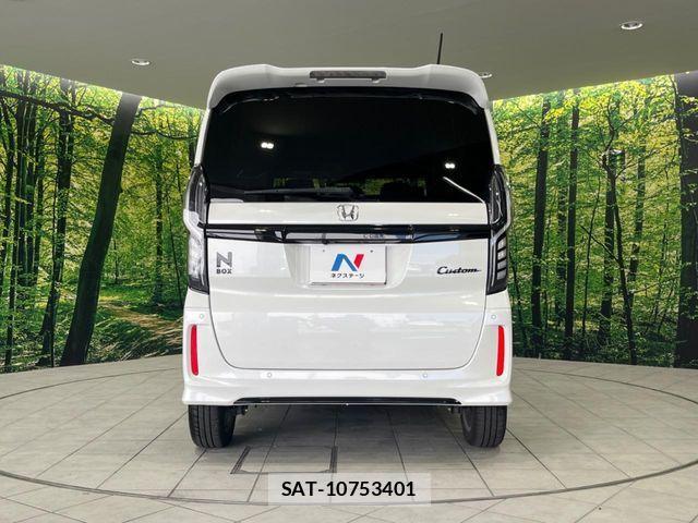 Honda N BOX CUSTOM 2022-01 7456228-14