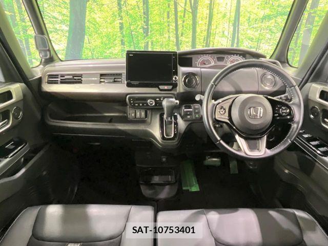 Honda N BOX CUSTOM 2022-01 7456228-1