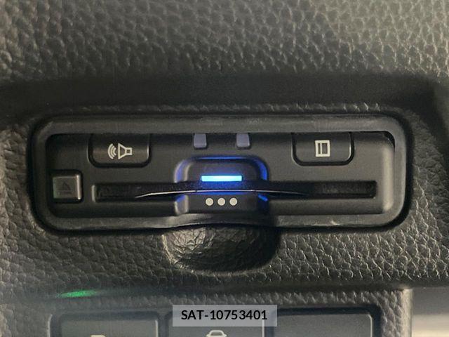 Honda N BOX CUSTOM 2022-01 7456228-6