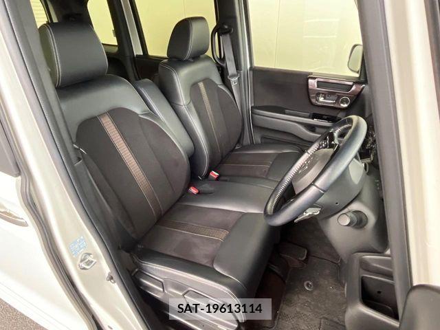 Honda N BOX CUSTOM 2018-05 7501826-9