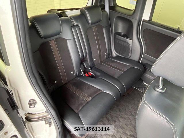 Honda N BOX CUSTOM 2018-05 7501826-10