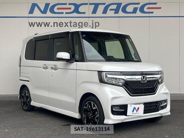 Honda N BOX CUSTOM 2018-05 7501826-17