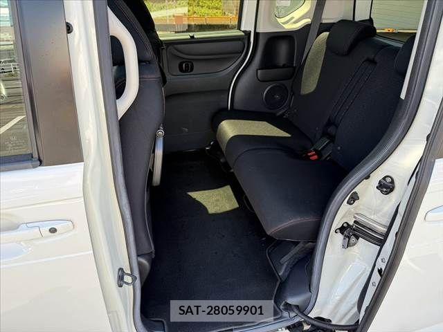 Honda N BOX CUSTOM 2017-06 7509407-17