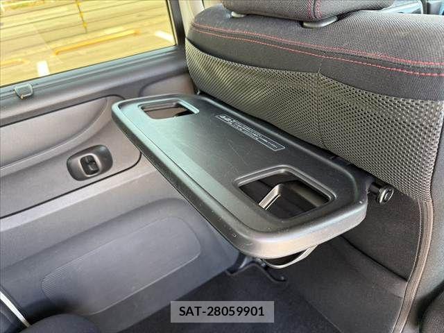 Honda N BOX CUSTOM 2017-06 7509407-27