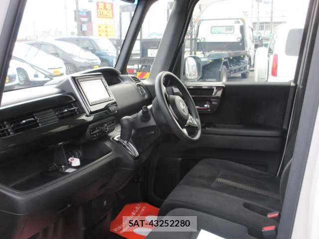 Honda N BOX CUSTOM 2018-12 7501865-3
