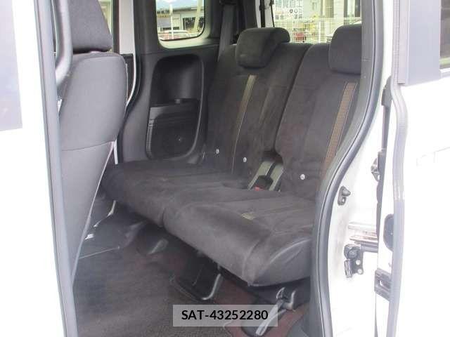 Honda N BOX CUSTOM 2018-12 7501865-4