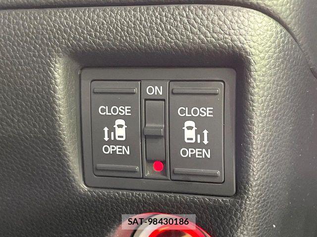 Honda N BOX CUSTOM 2017-10 7501842-2