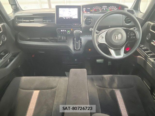 Honda N BOX CUSTOM 2018-12 7501864-1