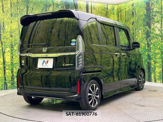 Honda N BOX CUSTOM 2019-04 7501833-16