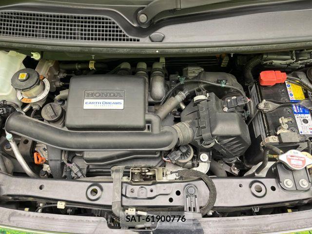 Honda N BOX CUSTOM 2019-04 7501833-17