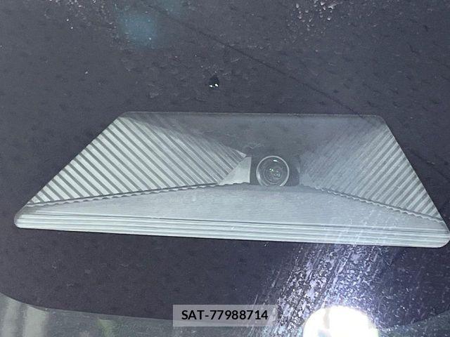 Honda N BOX CUSTOM 2024-10 7501823-2
