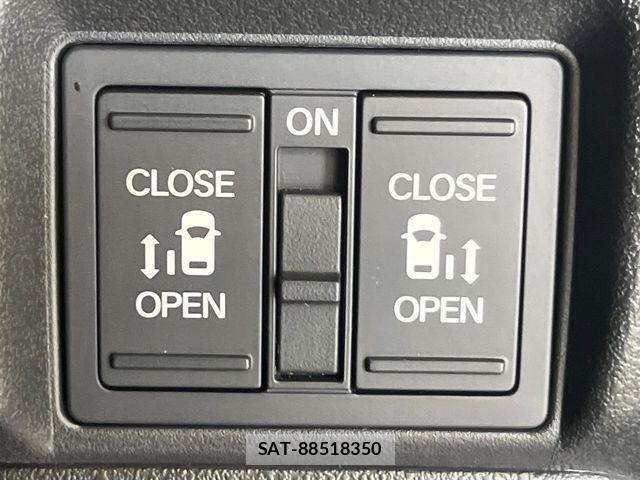 Honda N BOX CUSTOM 2024-01 7501801-6