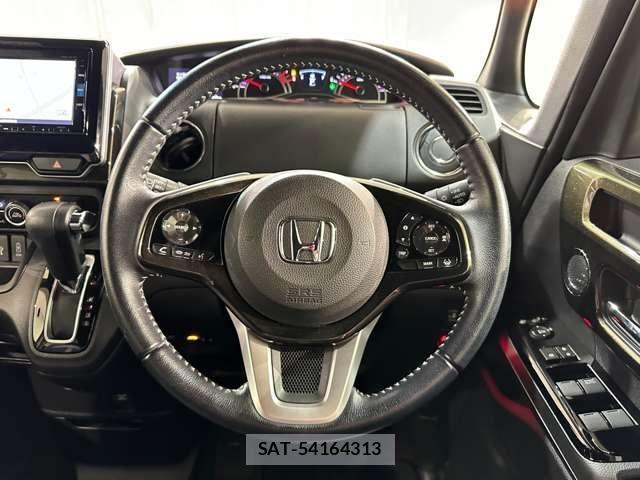 Honda N BOX CUSTOM 2018-09 7509404-9