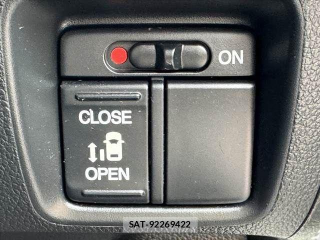 Honda N BOX CUSTOM 2014-02 7501866-3