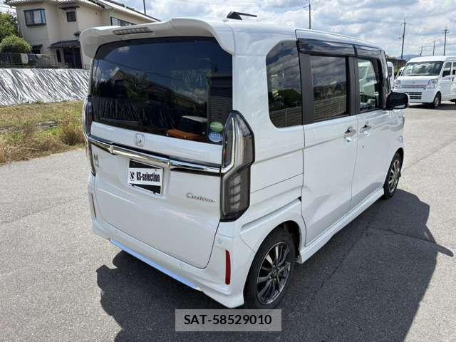 Honda N BOX CUSTOM 2021-01 7509402-8