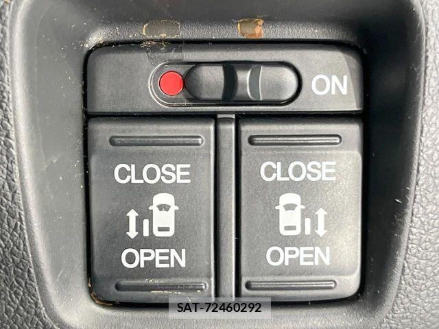 Honda N BOX CUSTOM 2017-07 7501850-4