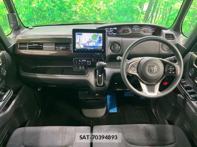 Honda N BOX CUSTOM 2018-02 7501841-1