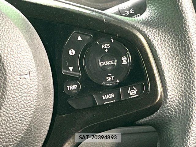 Honda N BOX CUSTOM 2018-02 7501841-8