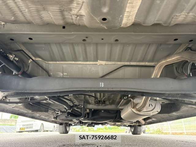 Honda N BOX CUSTOM 2019-05 7509414-14