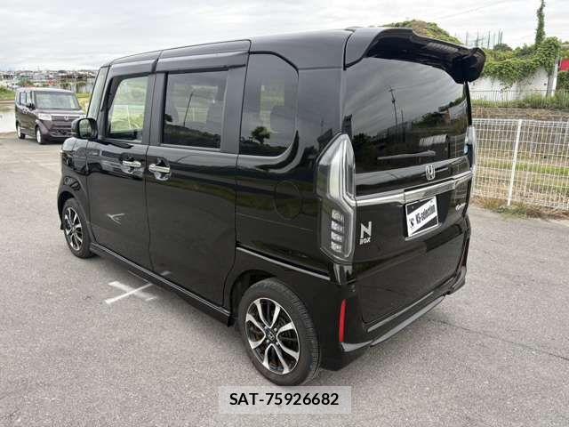 Honda N BOX CUSTOM 2019-05 7509414-7