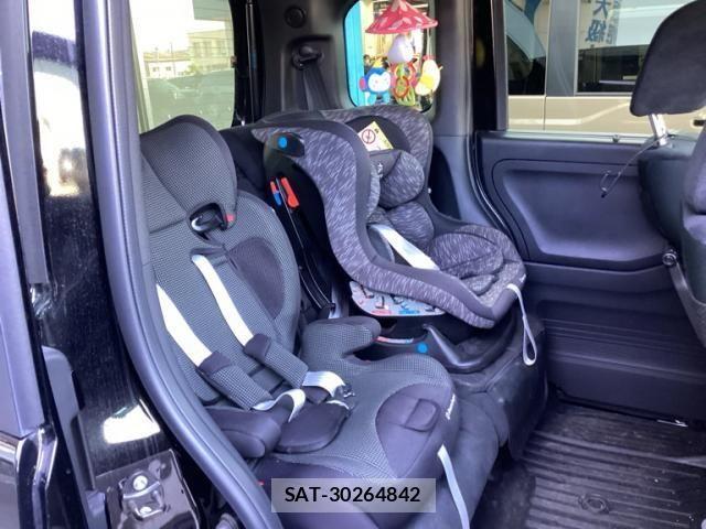 Honda N BOX CUSTOM 2023-09 7501847-11