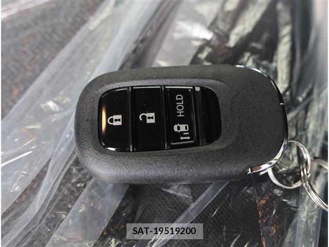Honda N BOX CUSTOM 2026-05 7501815-17