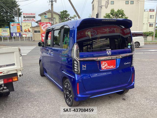 Honda N BOX CUSTOM 2019-06 7501834-8