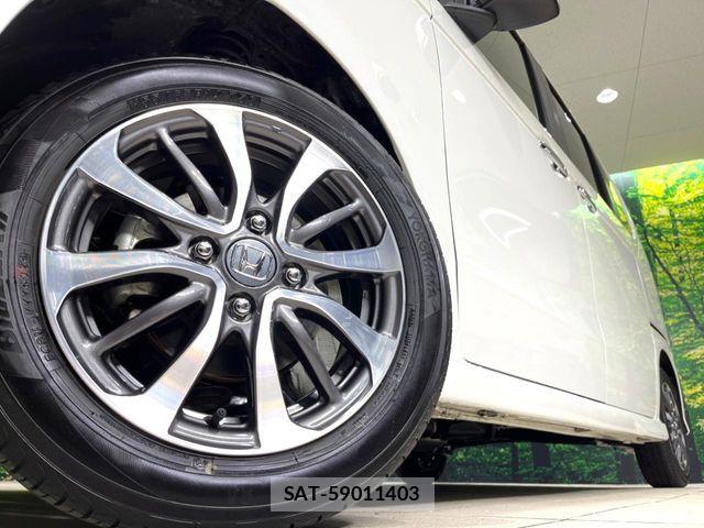 Honda N BOX CUSTOM 2024-01 7562532-12